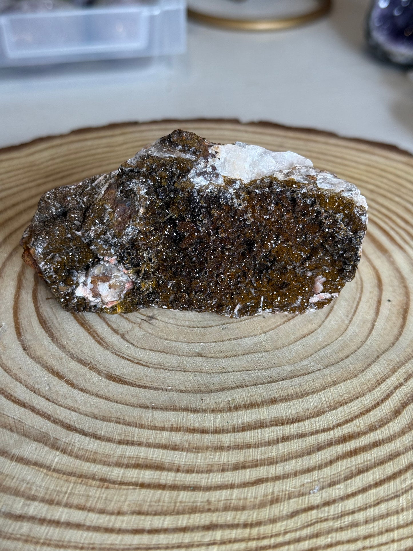 Moroccan manganese quartz