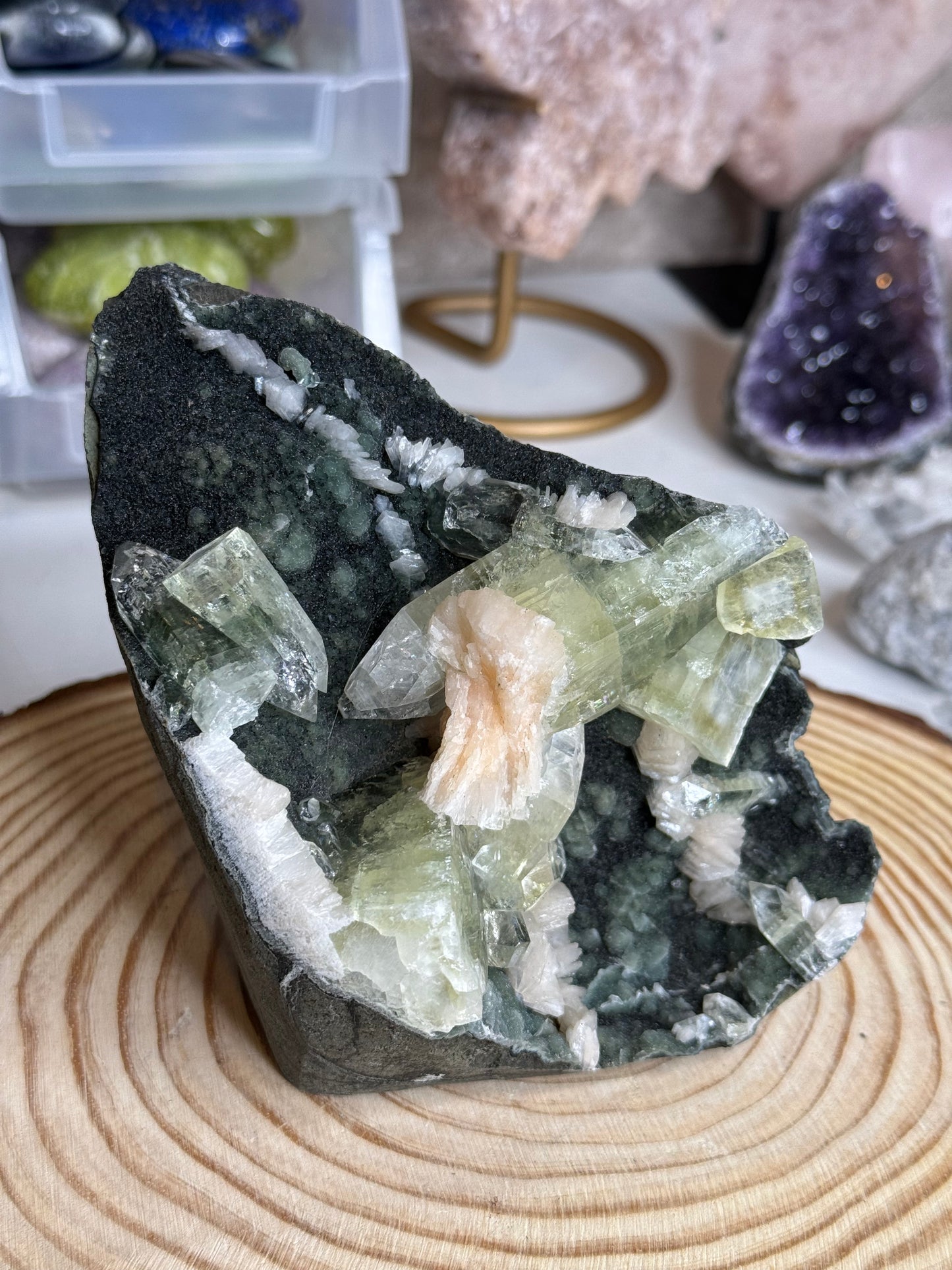 Green Apophyllite on Black Green Galaxy Chalcedony with Peach Stilbite