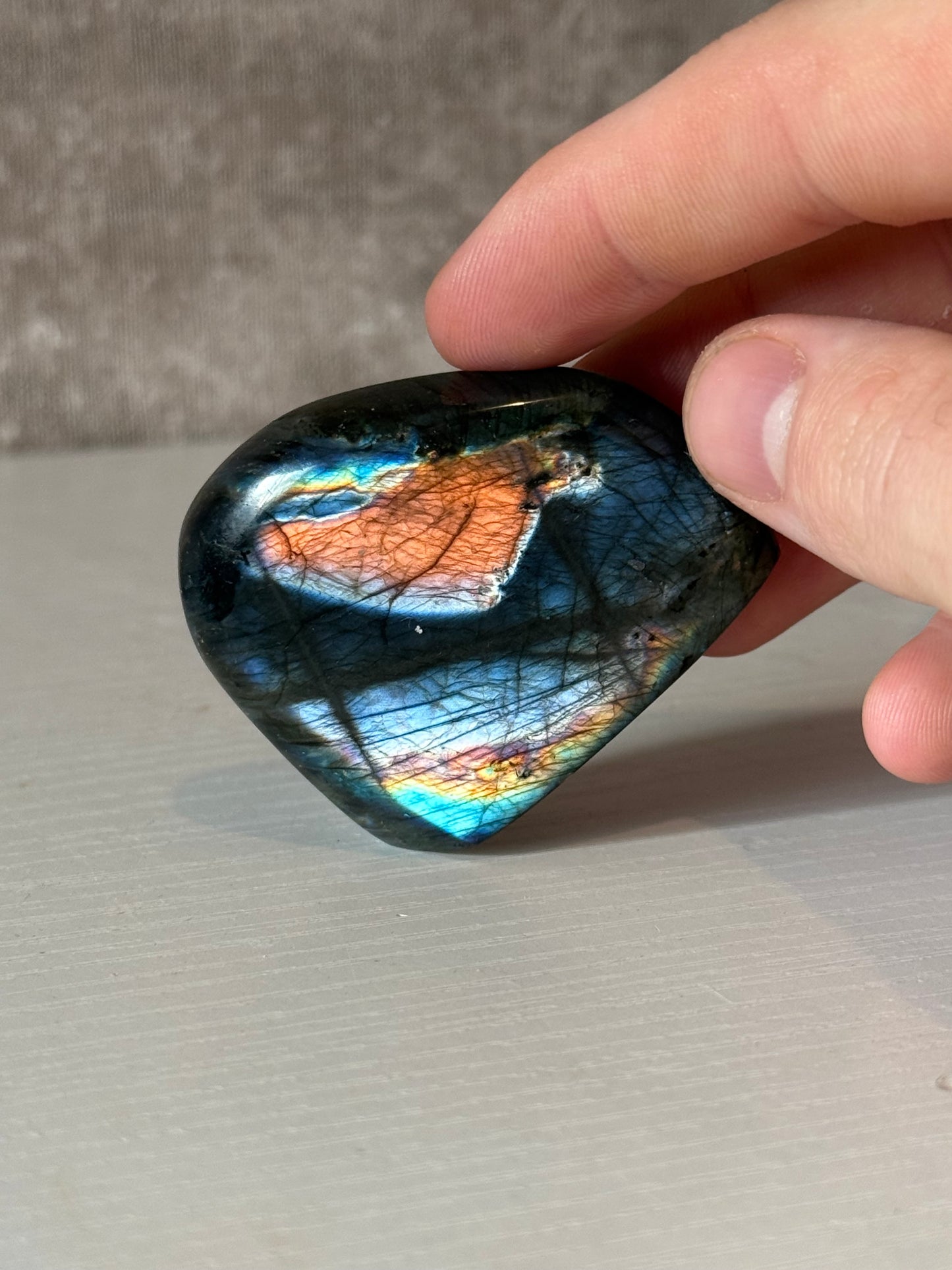 Labradorite free form
