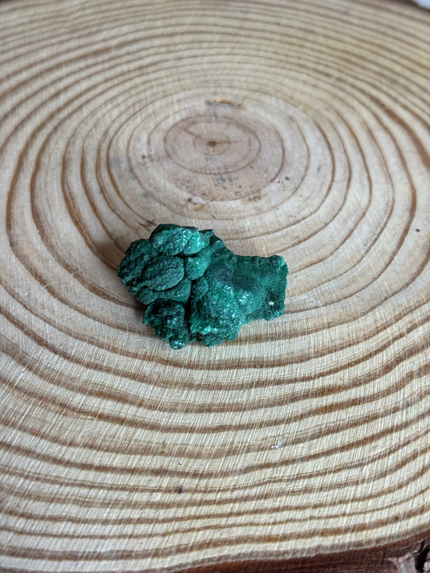 Raw velvet malachite