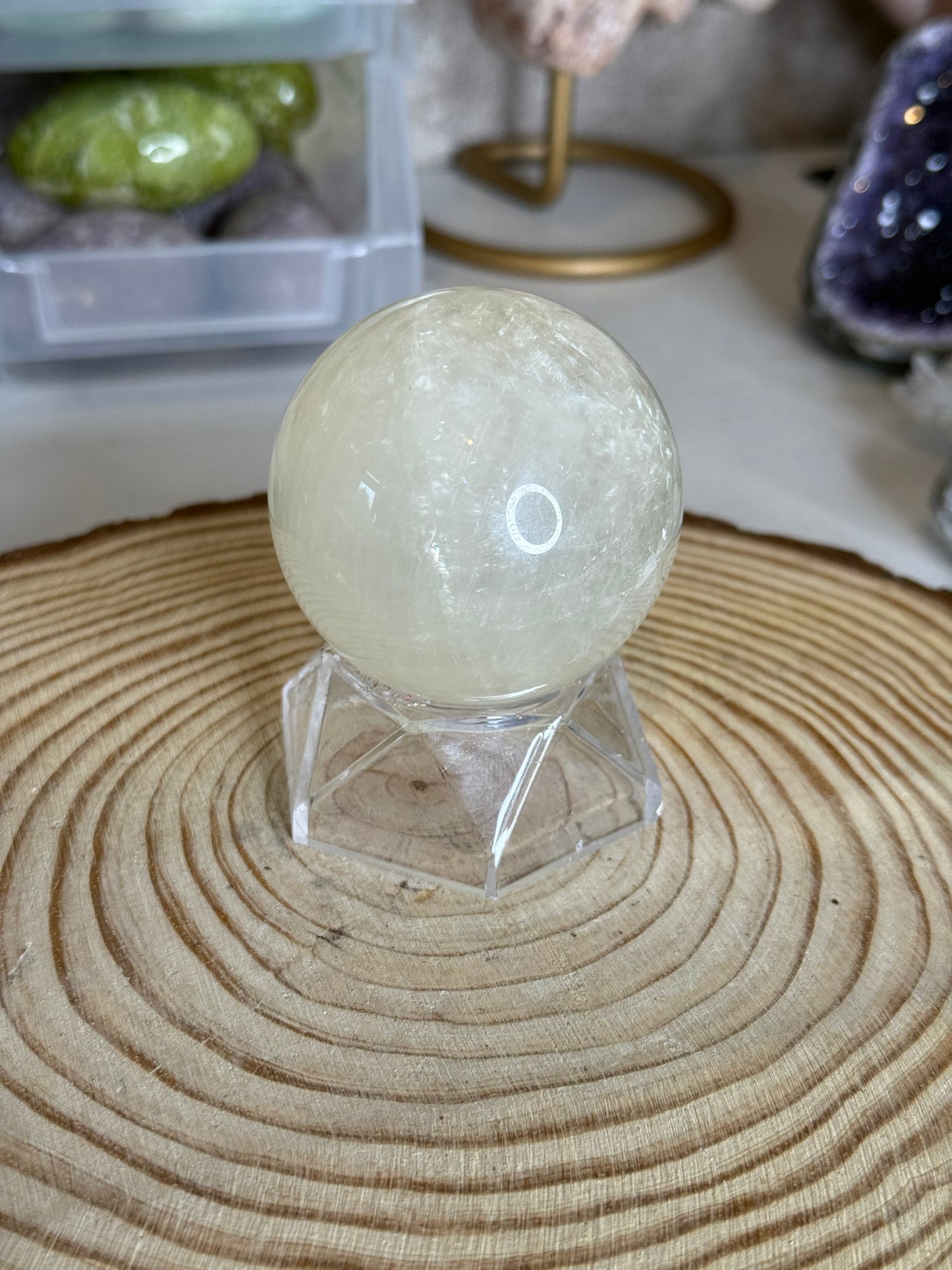Honey calcite spheres
