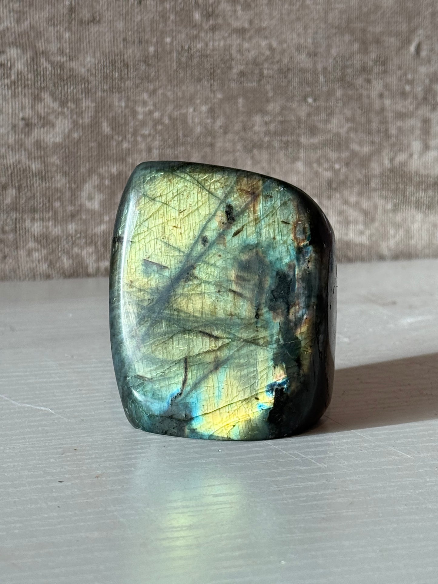 Labradorite free form