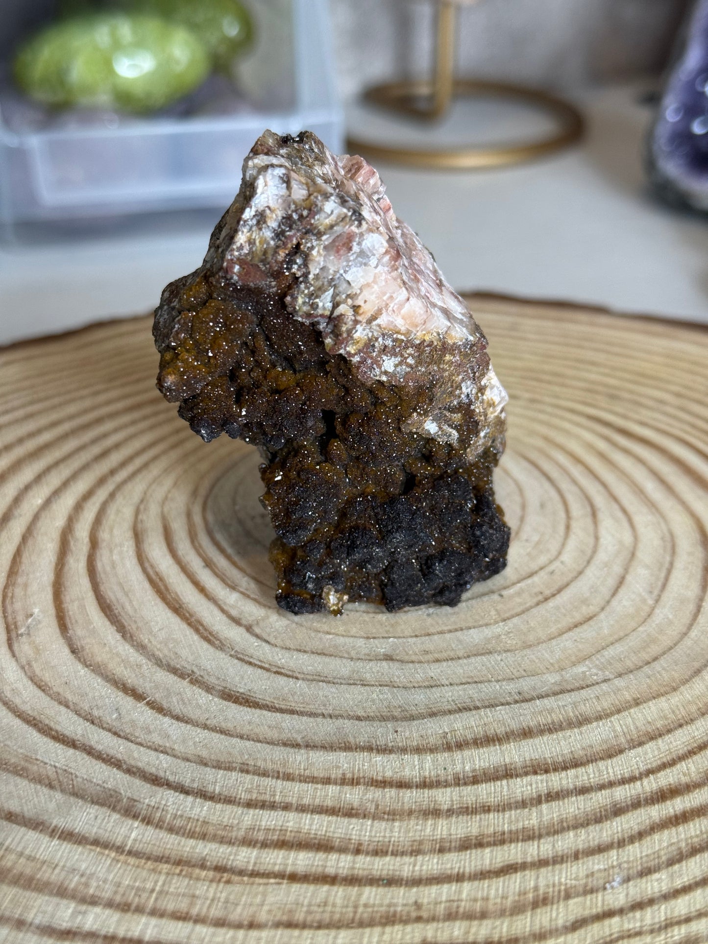 Moroccan manganese quartz