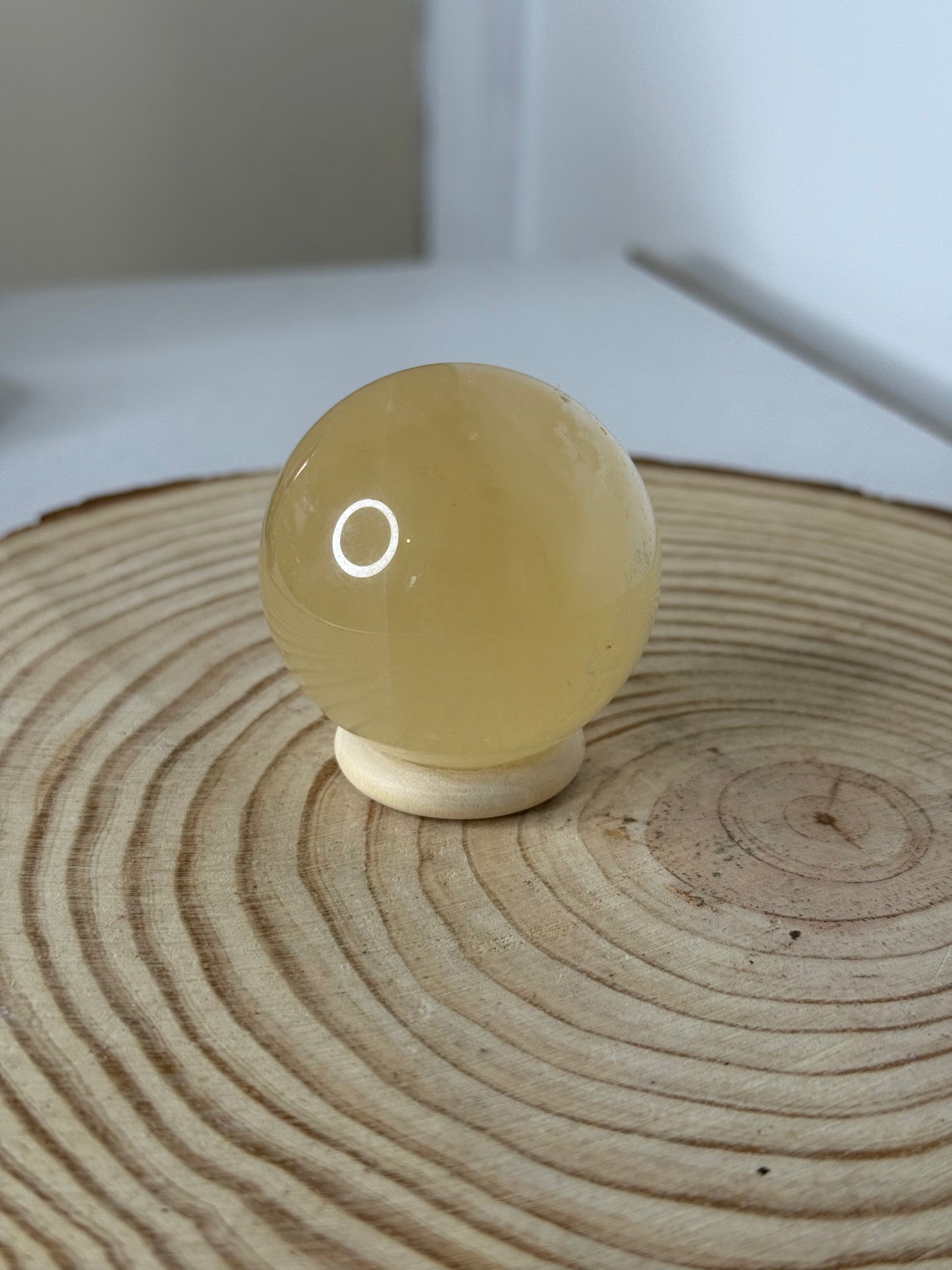 Honey calcite