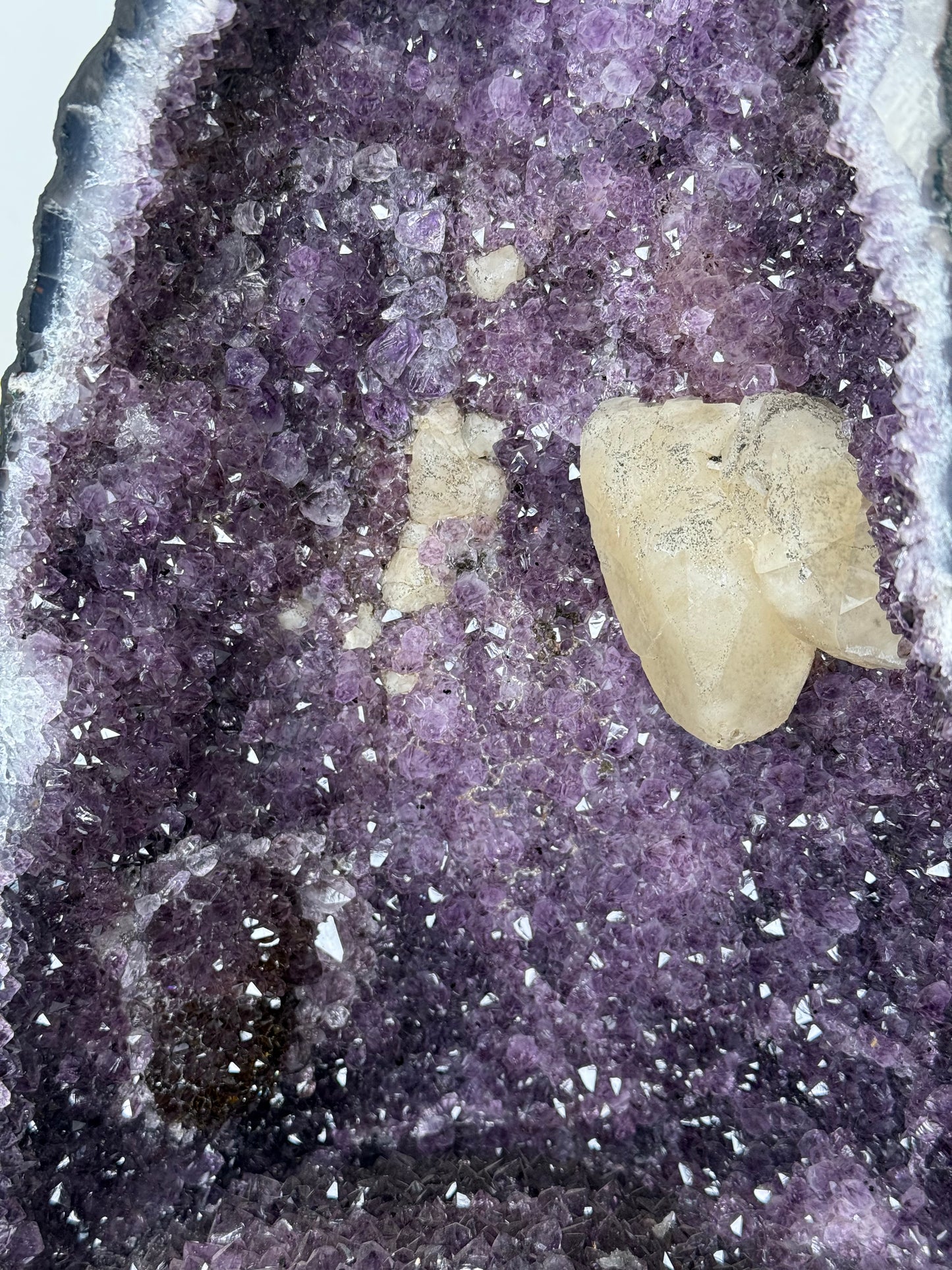 Amethyst geode