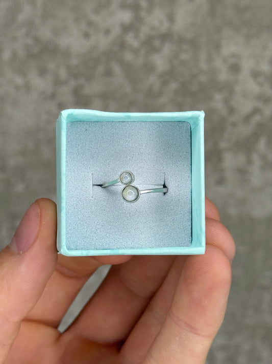 Moon stone ring