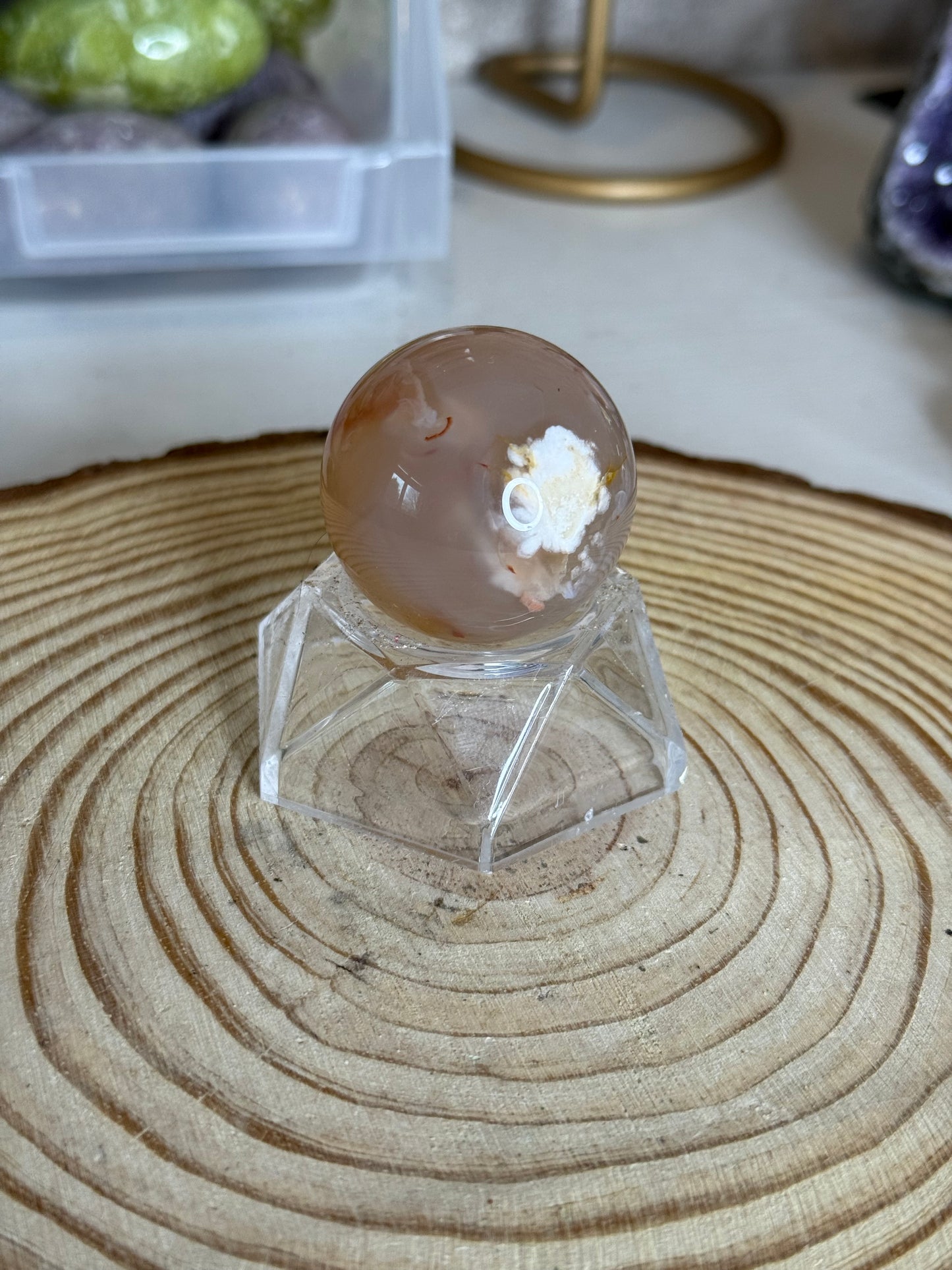 Flower agate spheres