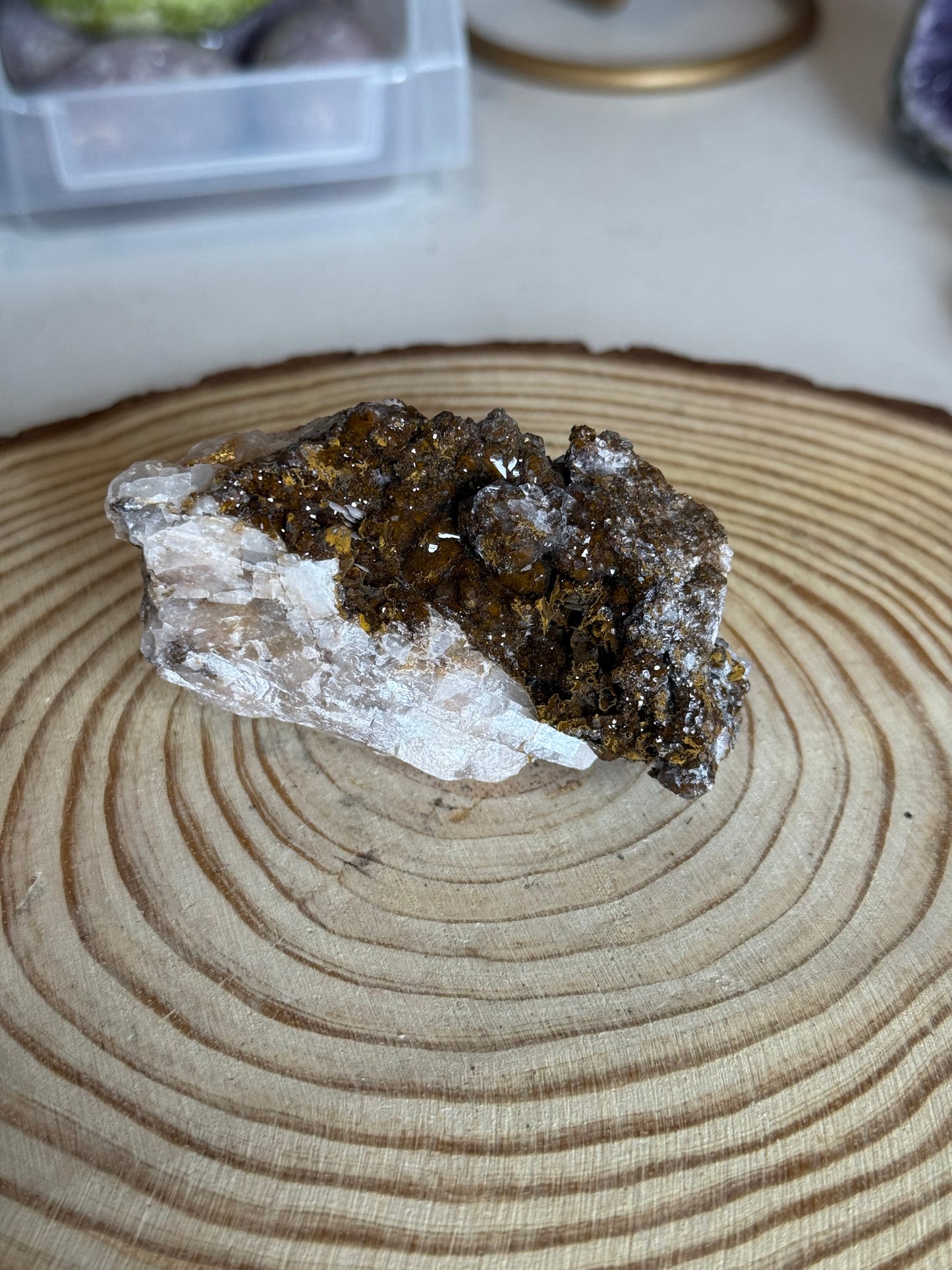 Moroccan manganese quartz