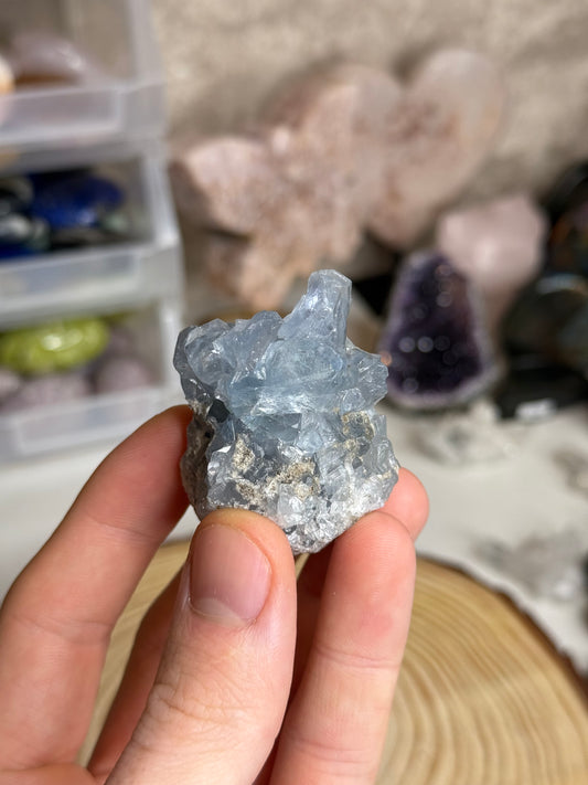 Raw Celestite