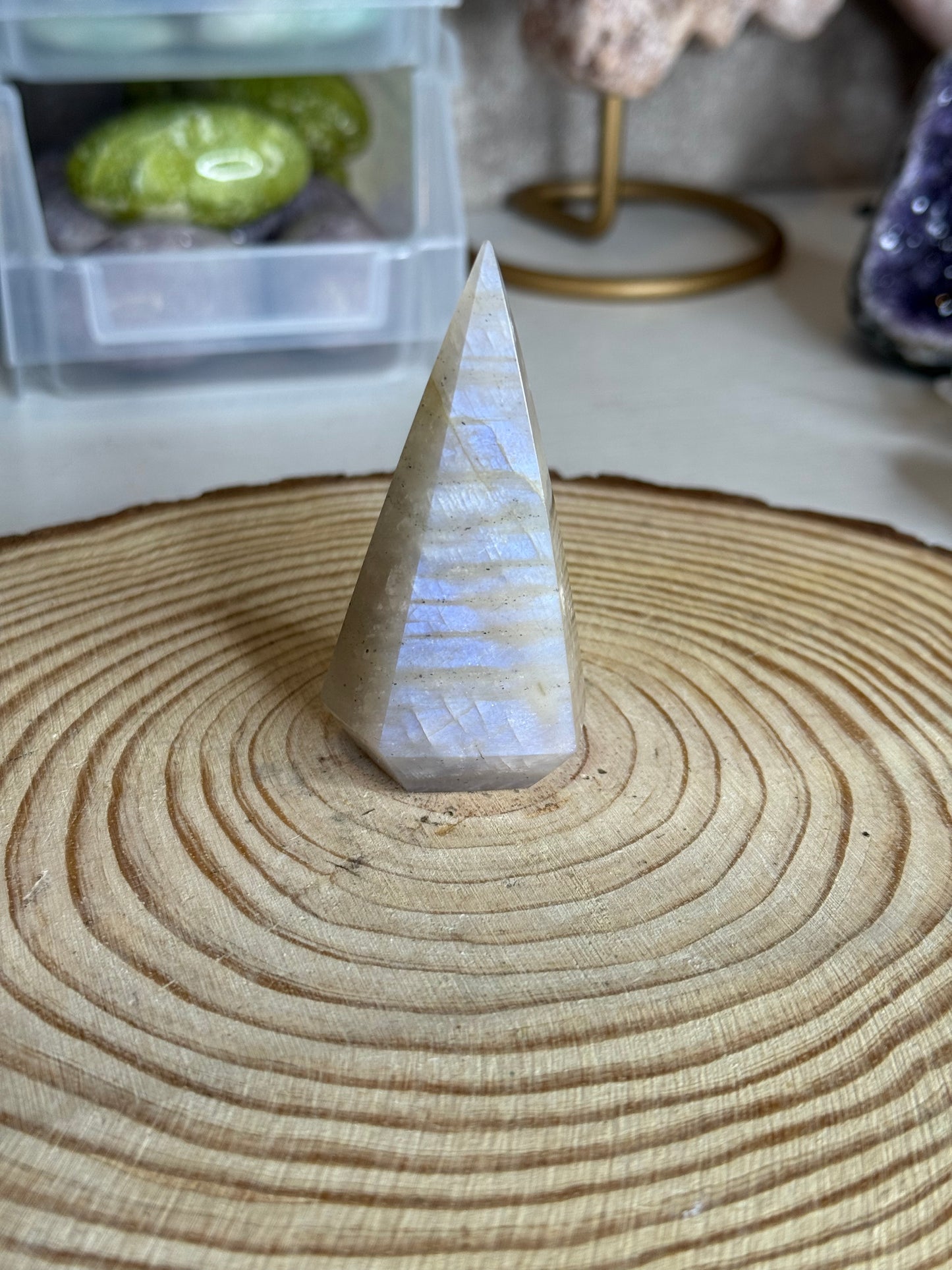 Moonstone points