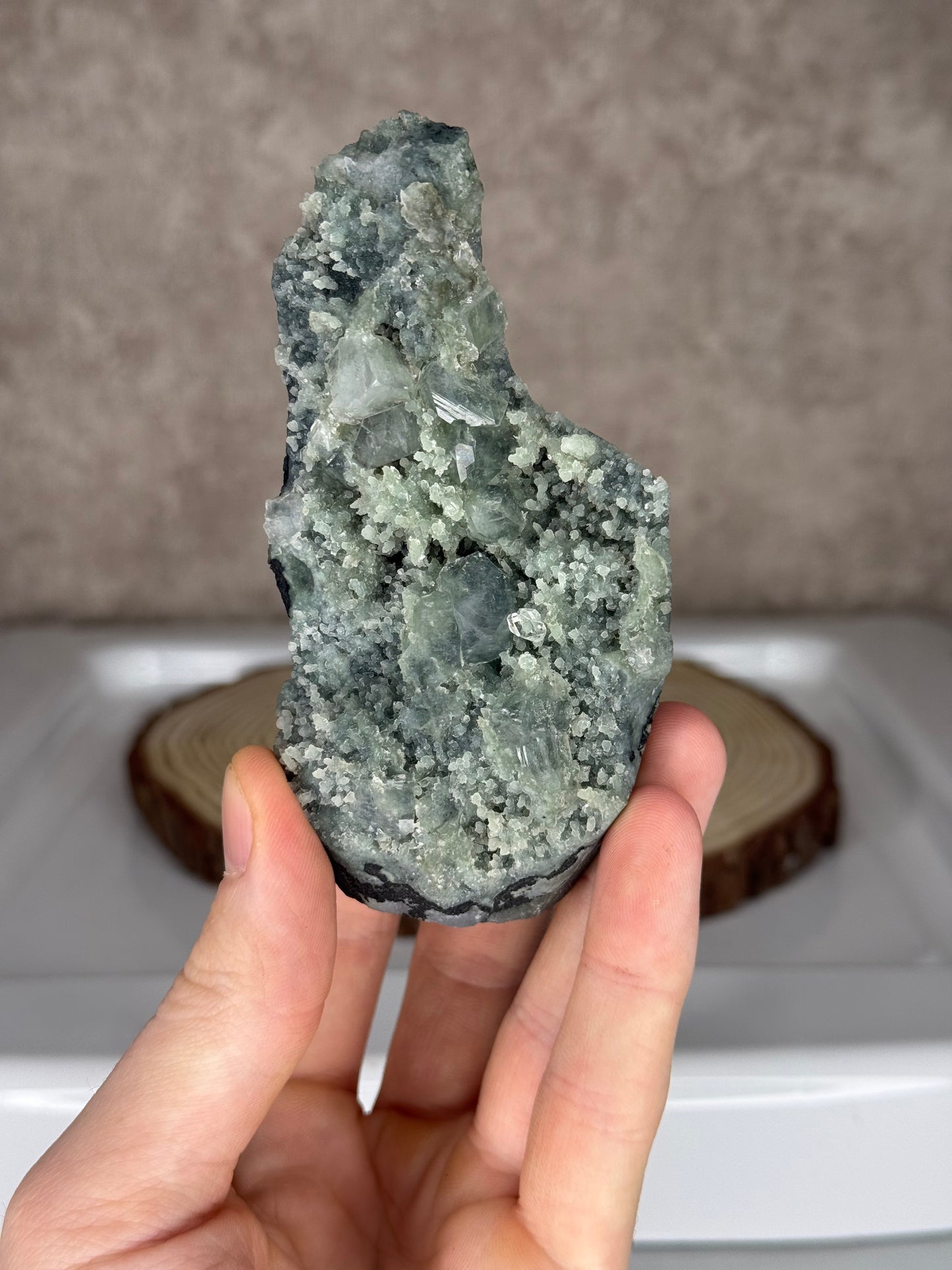 💚Green Apophyllite on shimmering Green Chalcedony💚