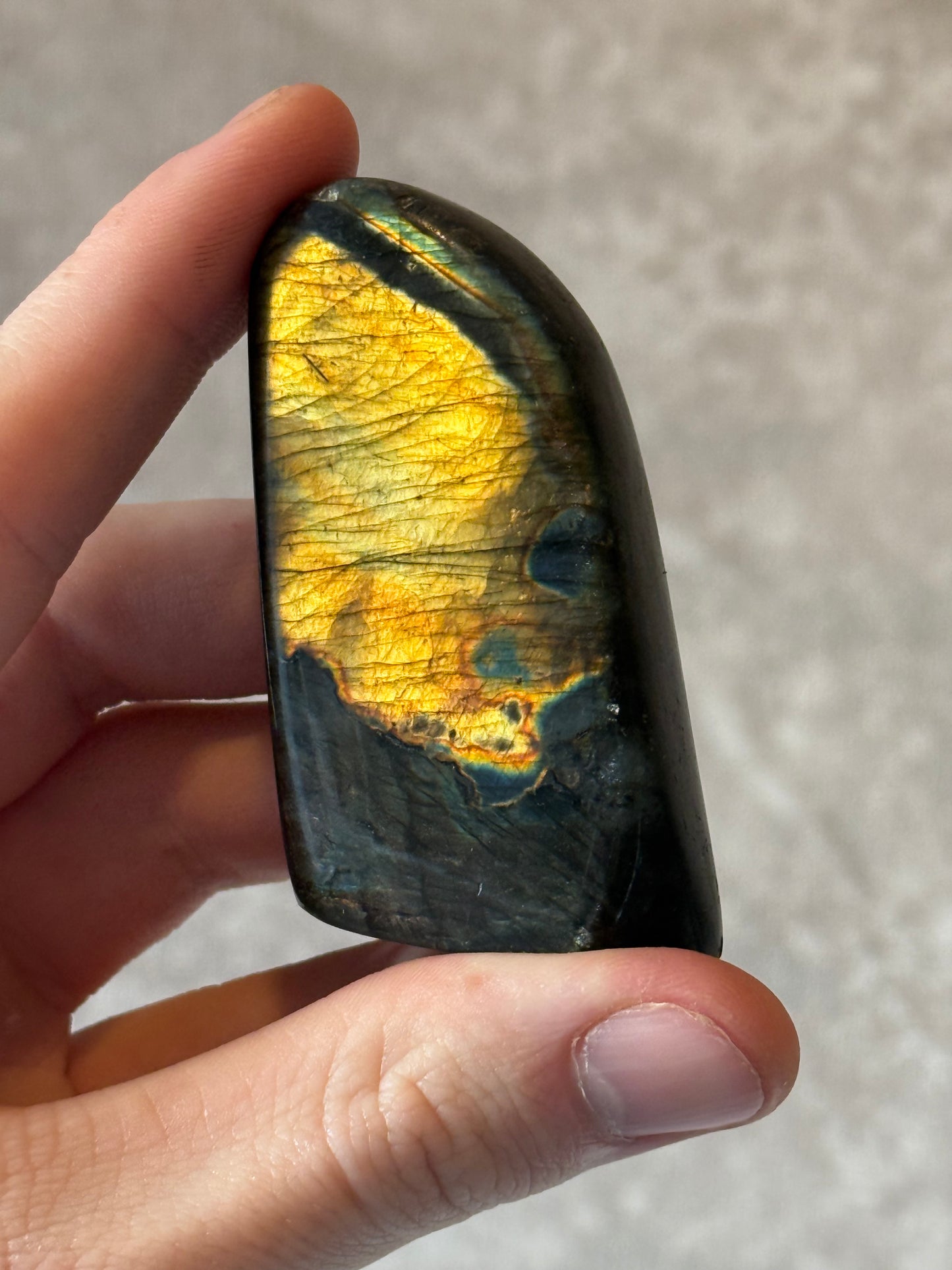 Labradorite free form