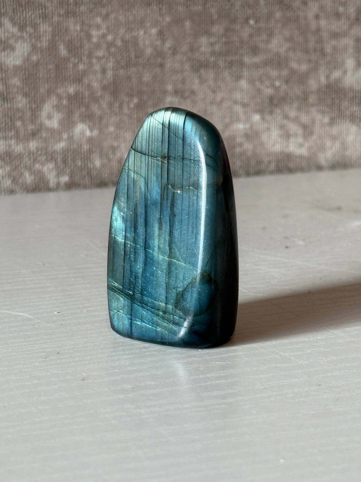 Labradorite free form
