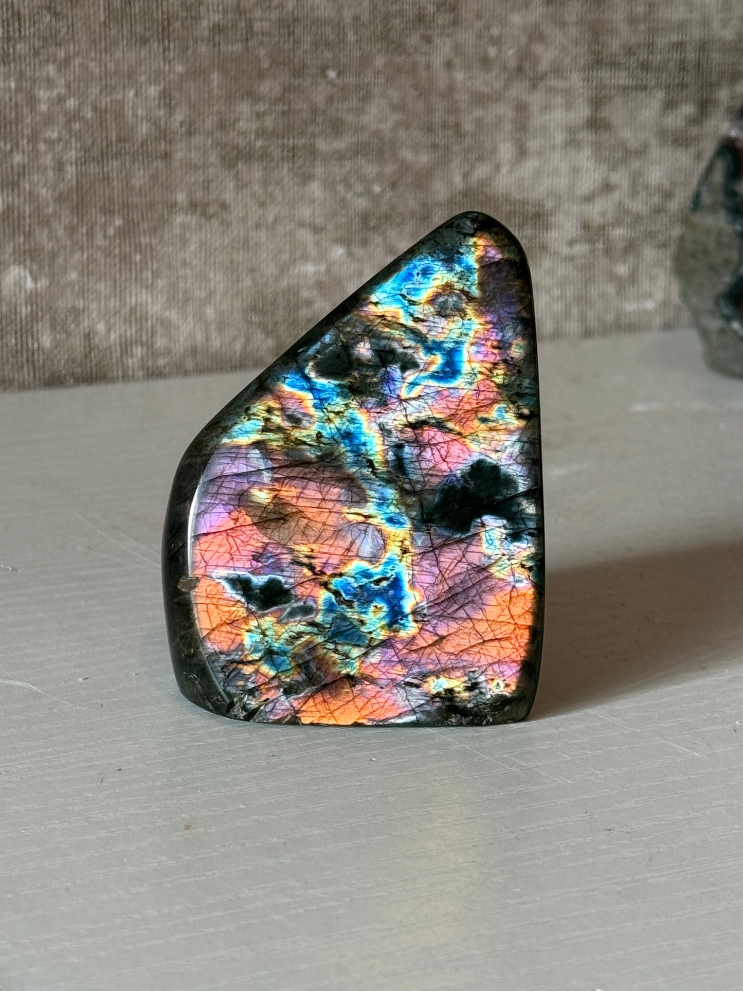 Labradorite free form