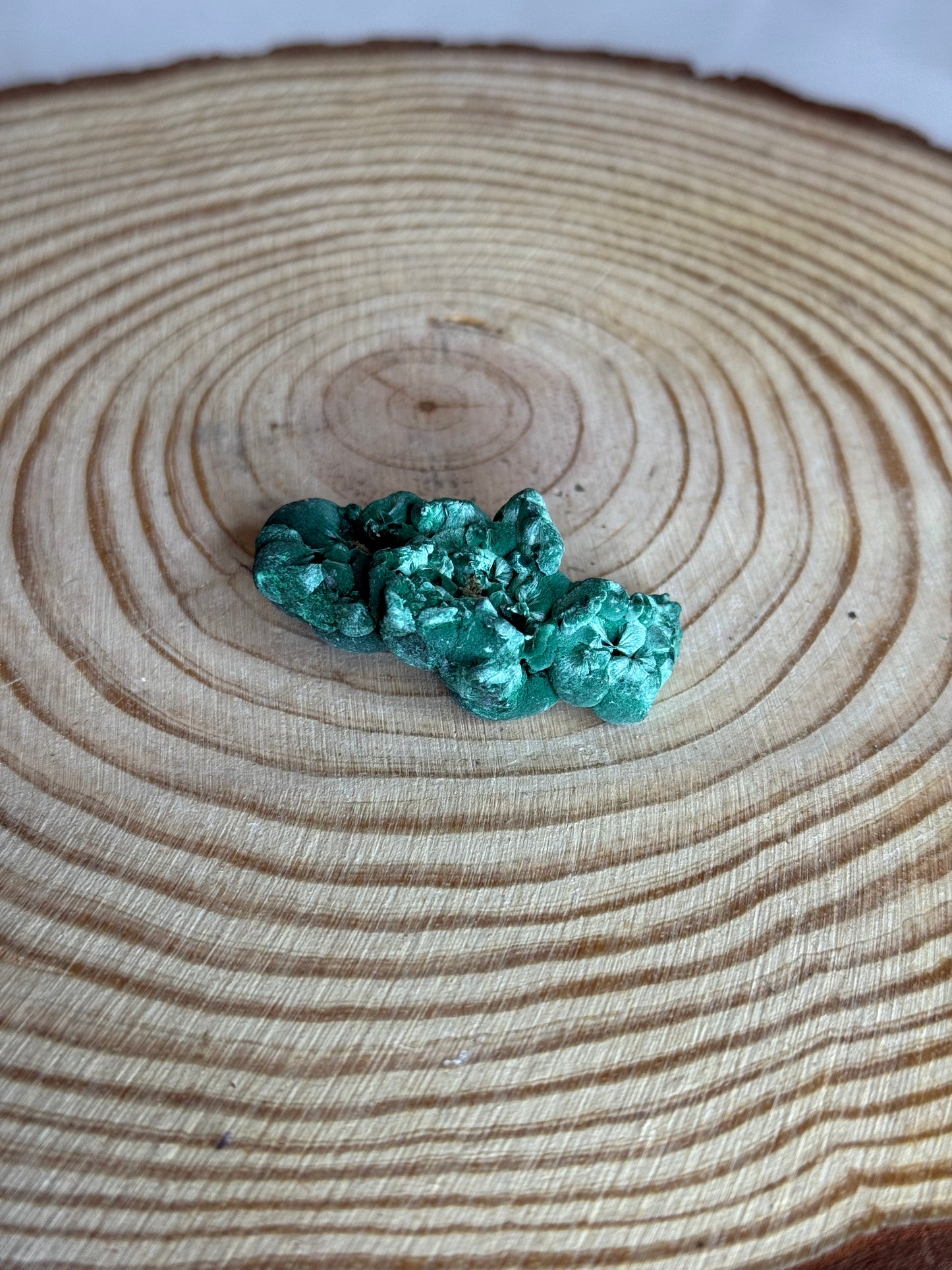 Raw velvet malachite