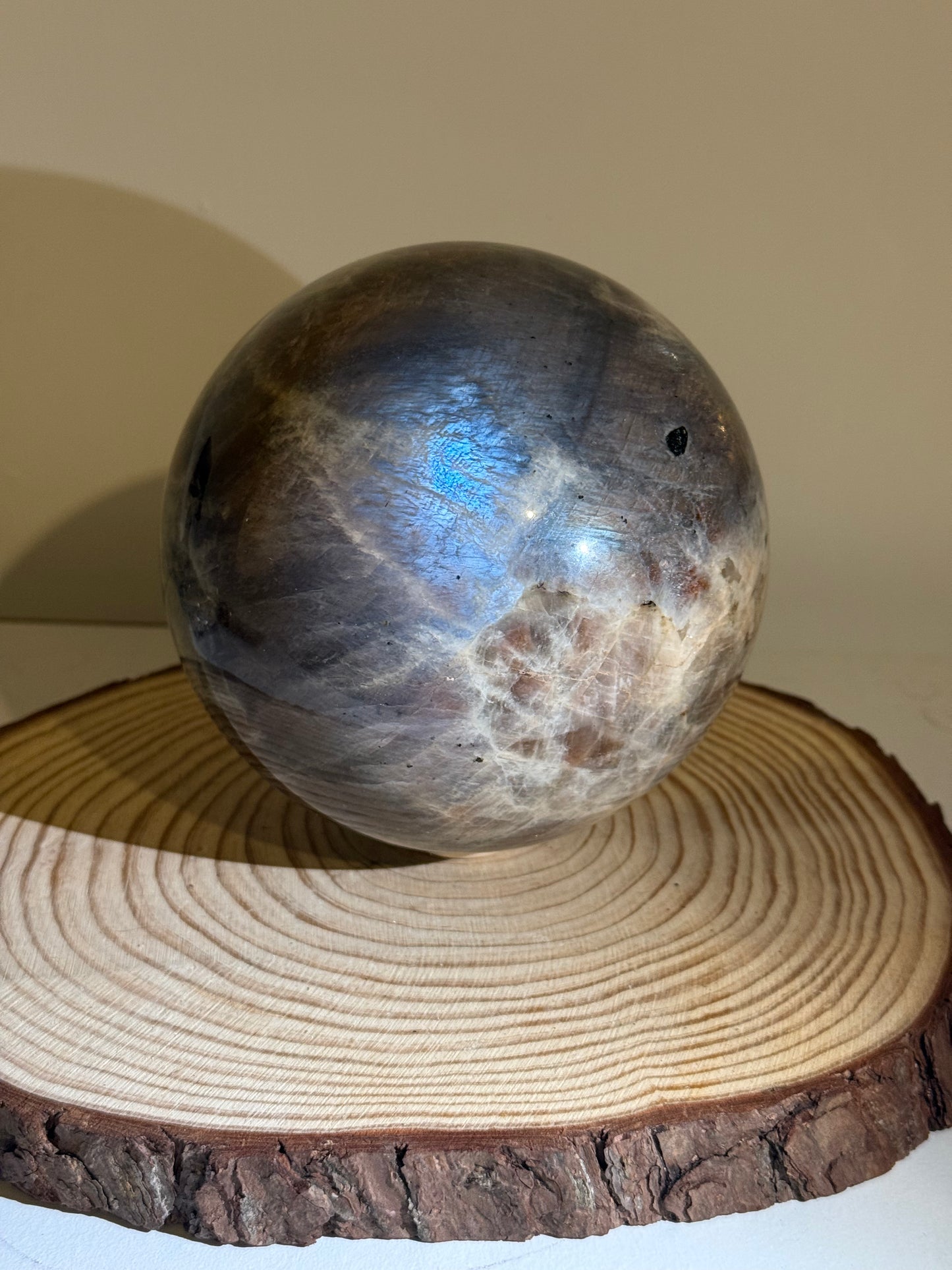 Statement Moonstone sphere